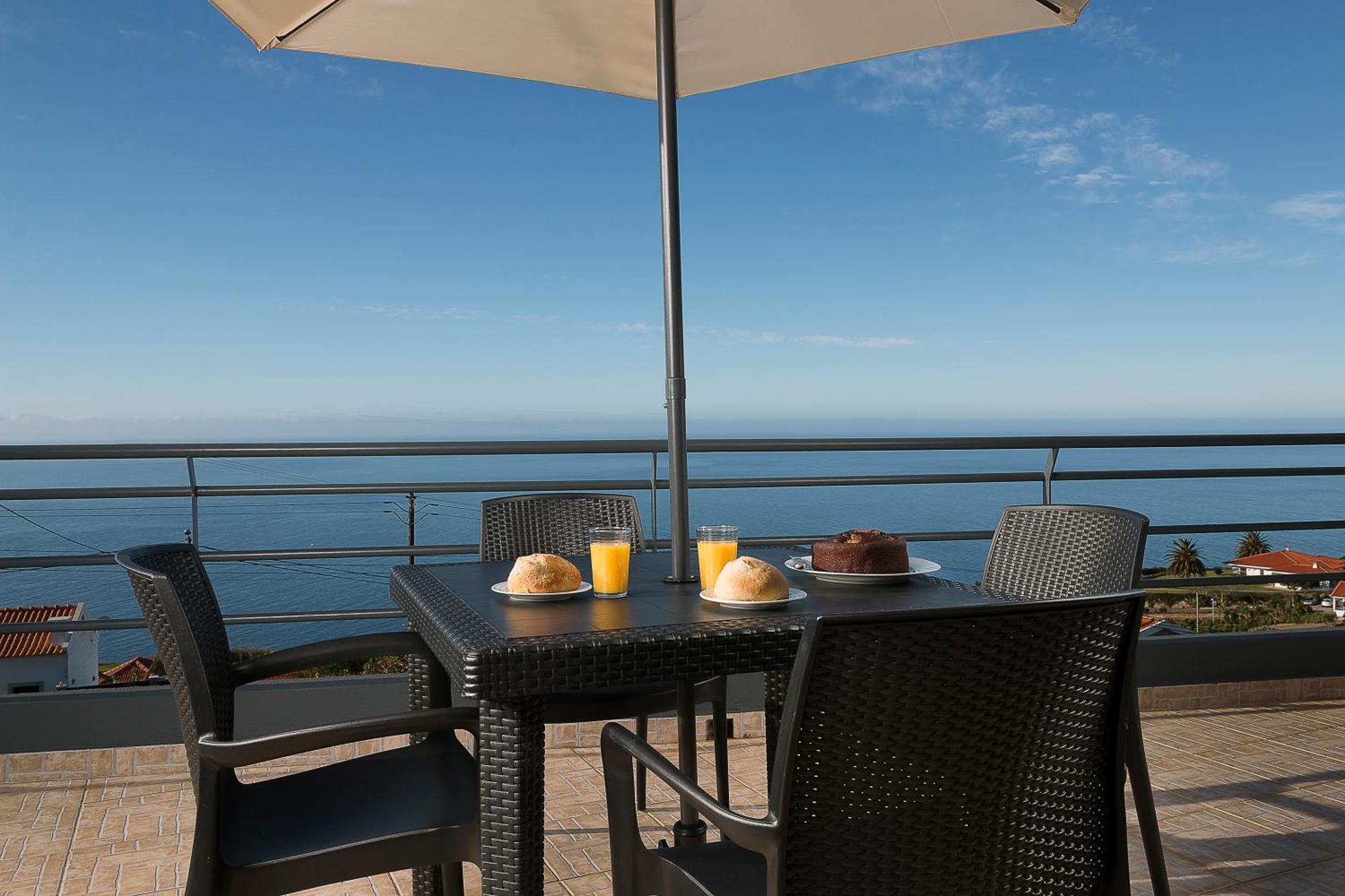 Welcome Home, With A Fantastic View, Sunrise & Sunsets Estreito Da Calheta Extérieur photo