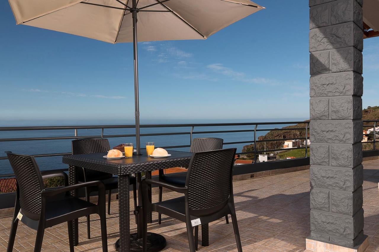 Welcome Home, With A Fantastic View, Sunrise & Sunsets Estreito Da Calheta Extérieur photo