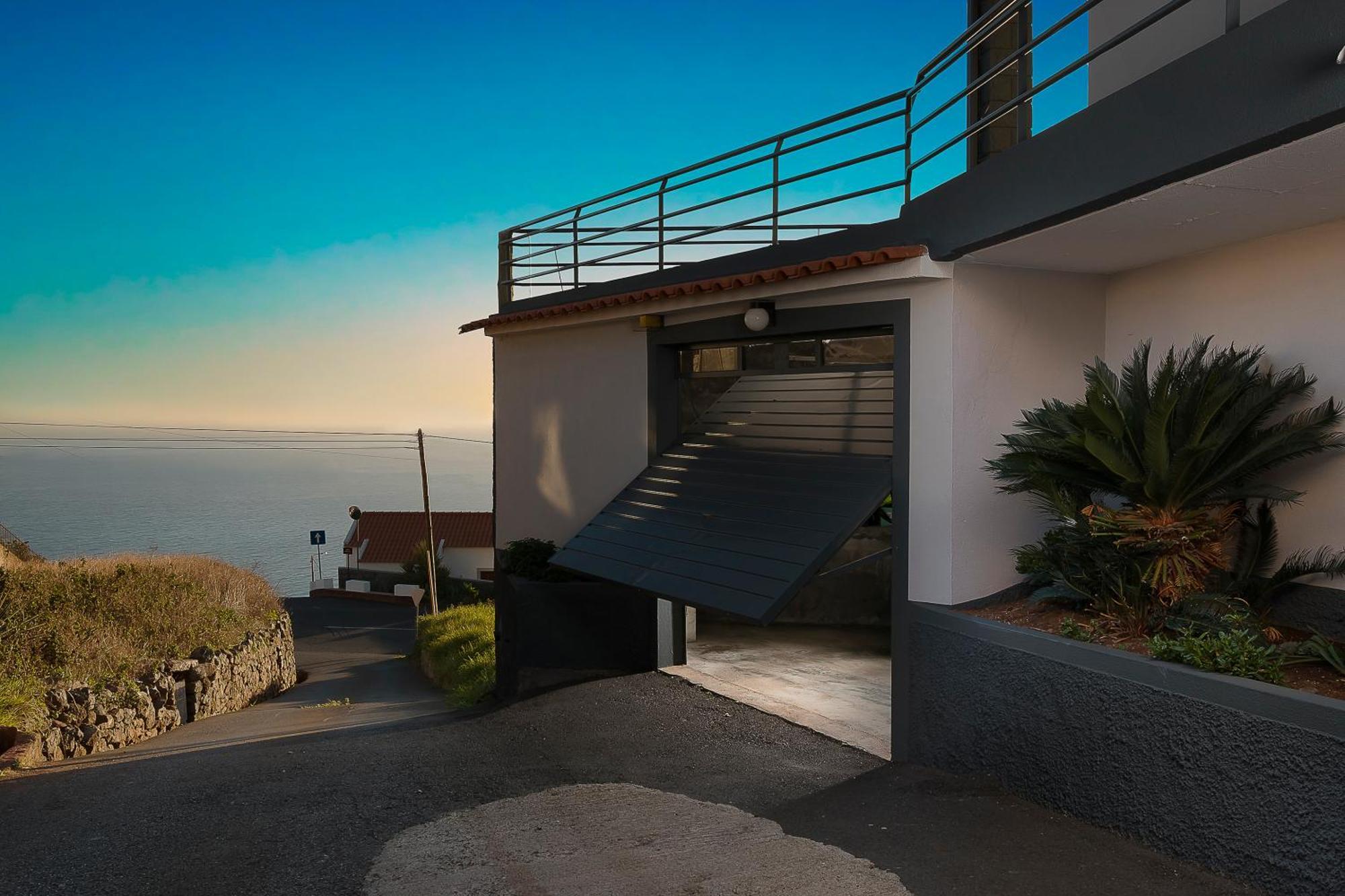 Welcome Home, With A Fantastic View, Sunrise & Sunsets Estreito Da Calheta Extérieur photo